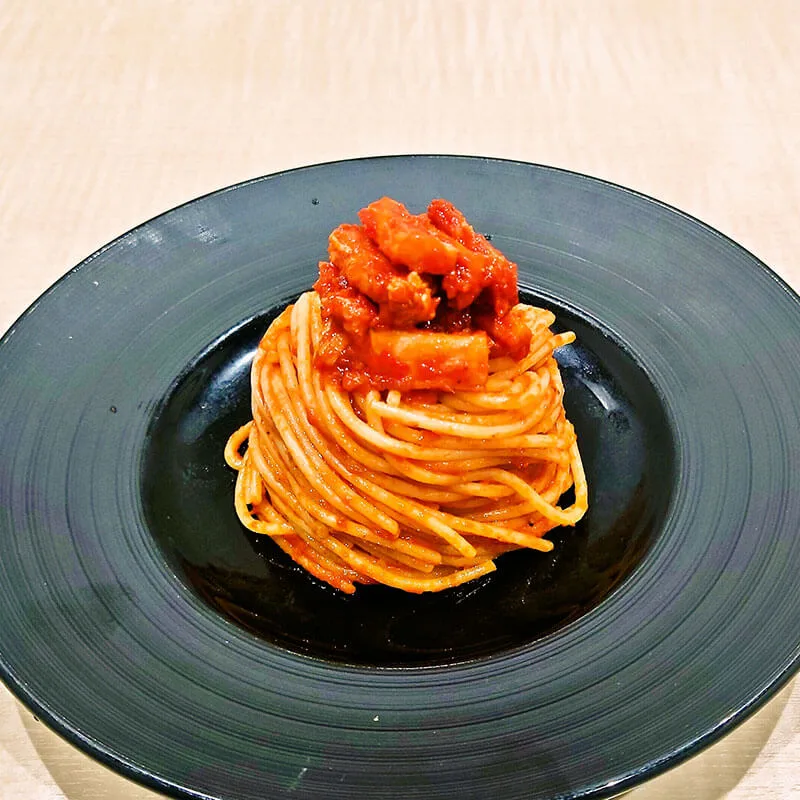 トップページに表示するインスタ風最新記事グリッド用の、トマトパスタ